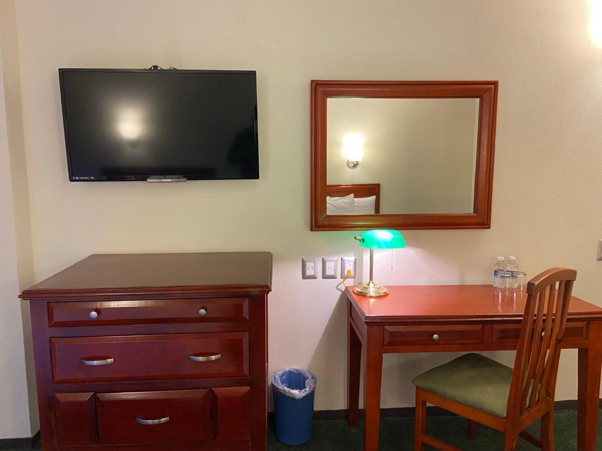 Hotel Enterprise Inn Poliforum 레온 외부 사진