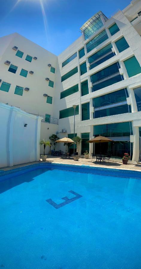 Hotel Enterprise Inn Poliforum 레온 외부 사진