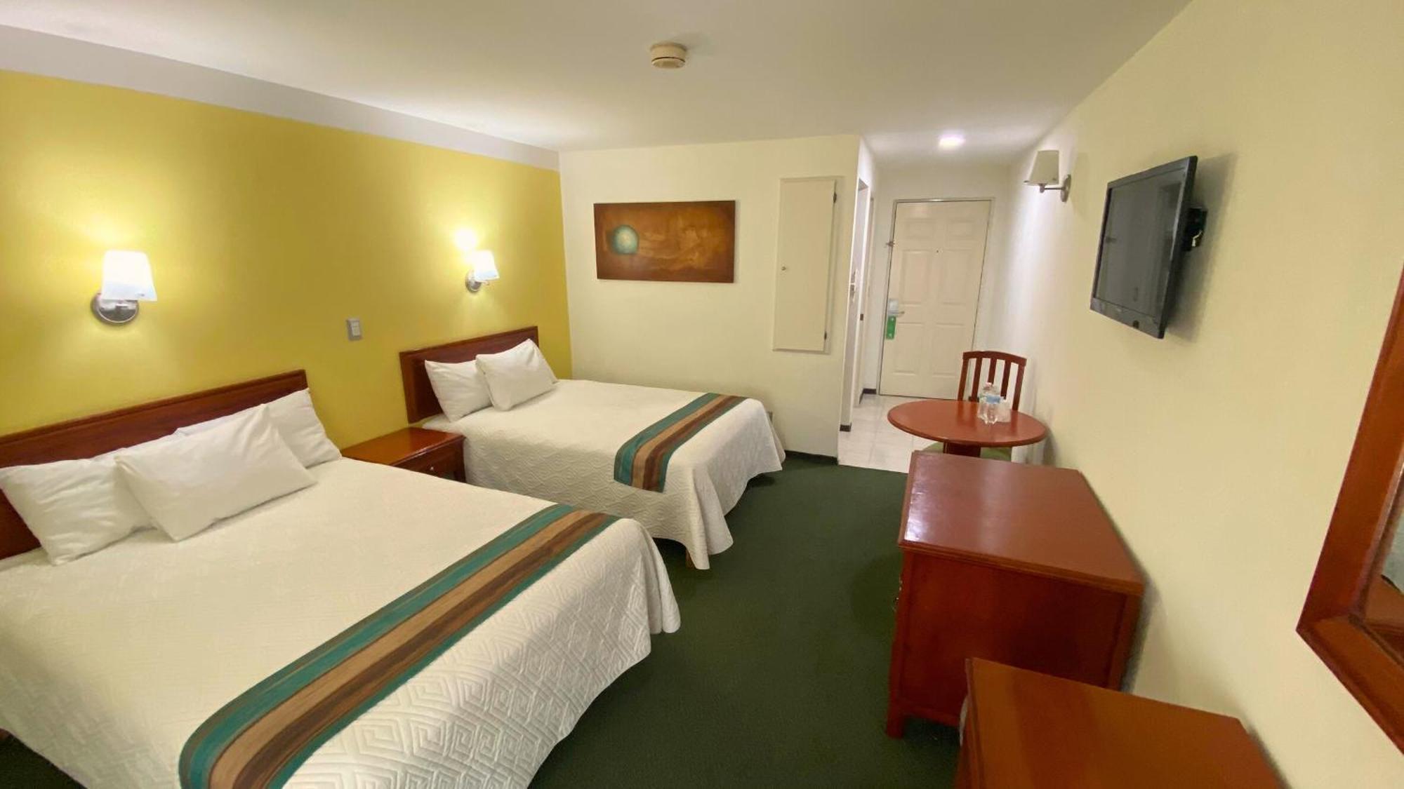 Hotel Enterprise Inn Poliforum 레온 외부 사진